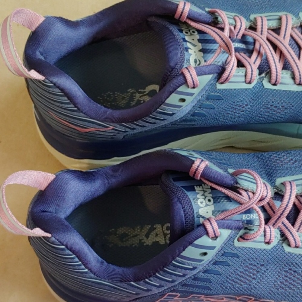 Hoka Bondi 6